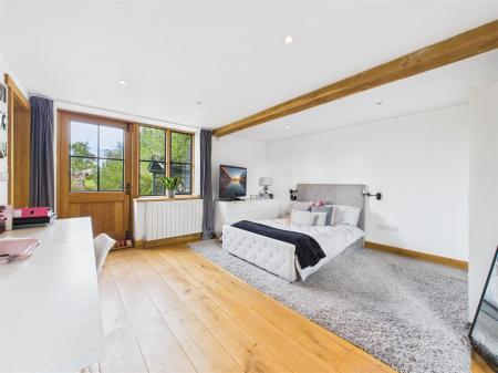 Ground floor bedroom 2