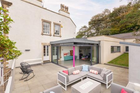 1W1TCN - External A.jpg