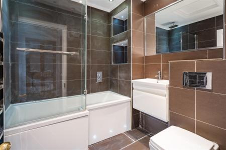 First Floor Apartment, 4 Brunswick Place, Bath, BA