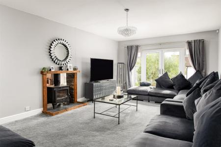Sitting_Room_2.jpg