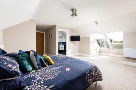 Bedroom1_1.jpg