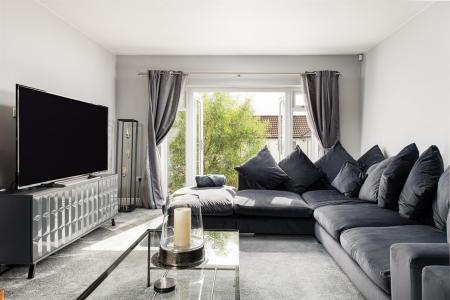 Sitting_Room_3.jpg
