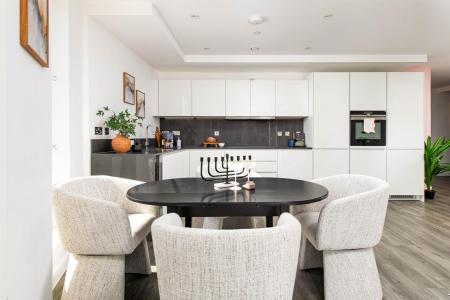 Kitchen_3.jpg
