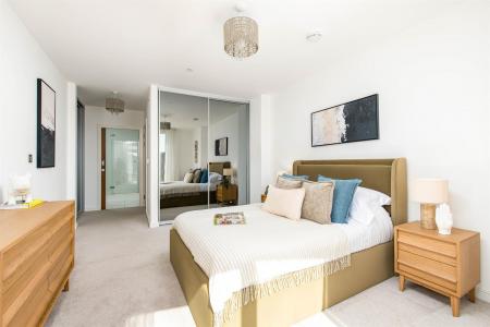Bedroom1_5.jpg
