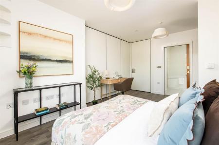 Bedroom2_3.jpg