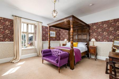 Bedroom1_1.jpg
