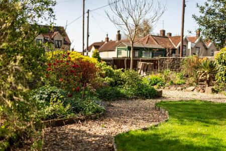 Garden_5.jpg