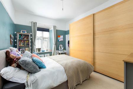 Bedroom4.jpg