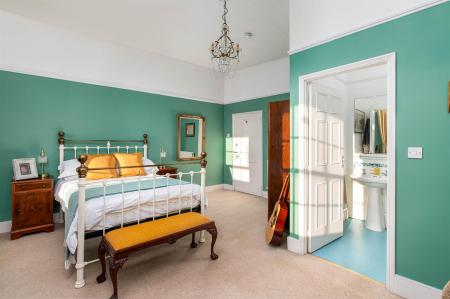 Bedroom2_2.jpg