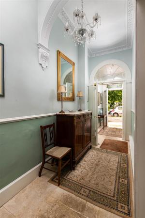 Hallway.jpg