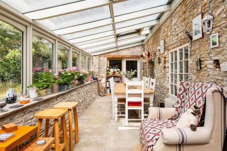 Sun_Room_2.jpg