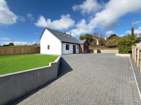 Media image 04