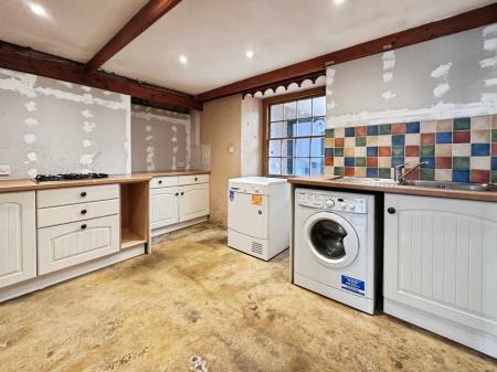 Media image 02