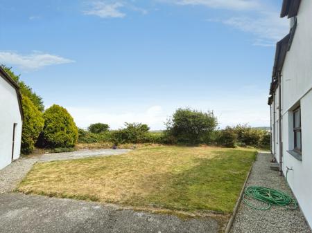 Media image 08