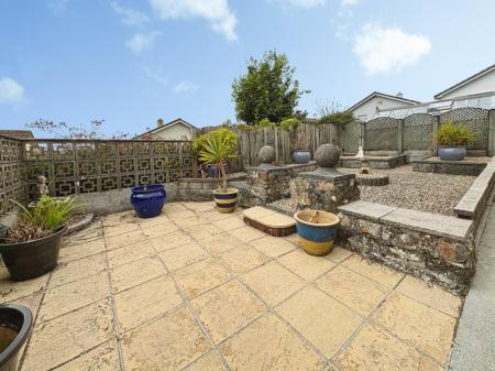 Media image 02