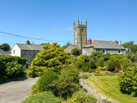 Media image 09