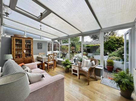 Media image 01