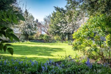 Garden - QH