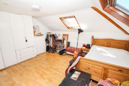Media image 05