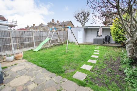 Media image 06