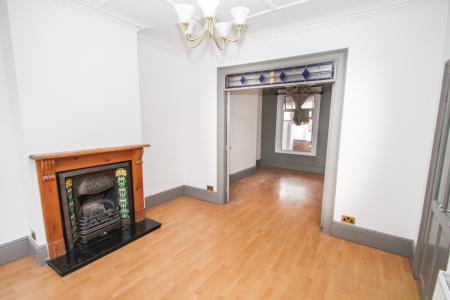 Media image 01
