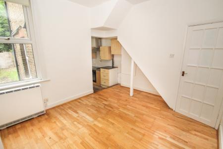 Media image 03