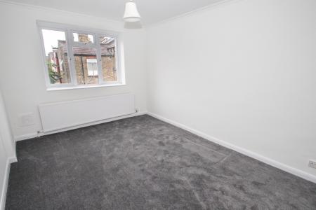 Media image 04