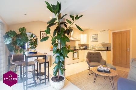 Sitting/Dining/Kitch