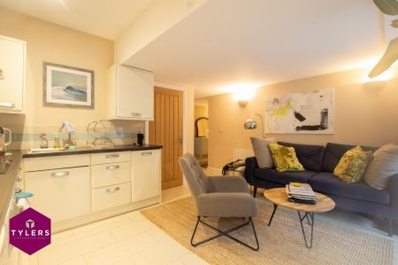 Sitting/Dining/Kitch