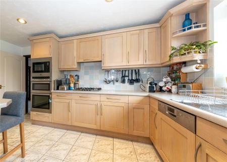 Kitchen/Breakfast