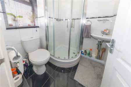 Ensuite Bathroom