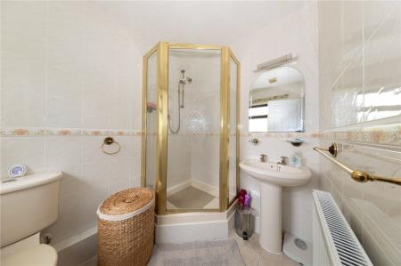 Ensuite Bathroom