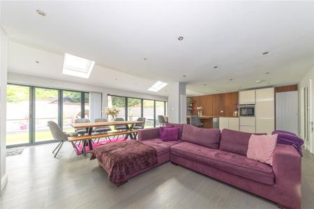 Kitchen Family Room