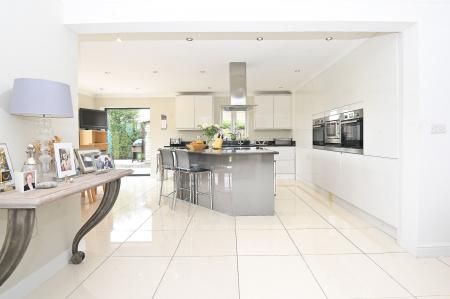 Breakfast Kitchen