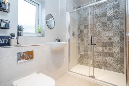 Jack & Jill Shower Room