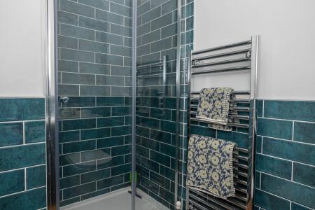 Bedroom 2 En-Suite