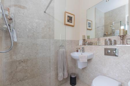 Bedroom 1 En-Suite