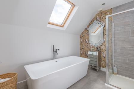 Bedroom 1 En-Suite