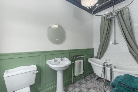 Ensuite Bathroom