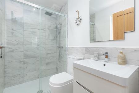 Ensuite