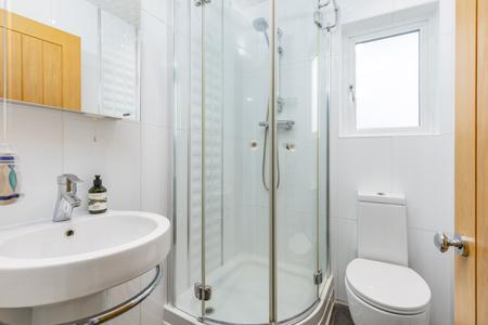 Bedroom 1 Ensuite