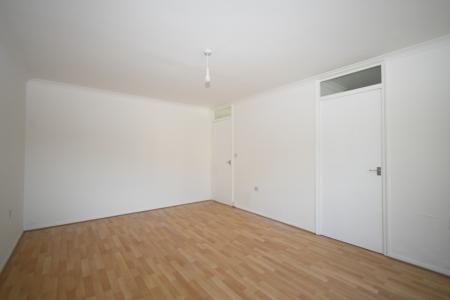 Media image 03
