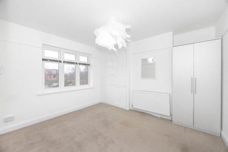 Media image 07