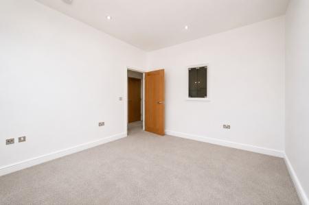 Media image 02