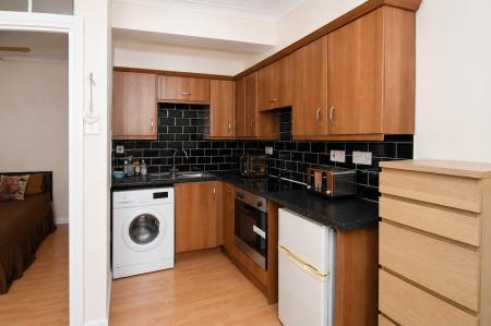 Media image 02