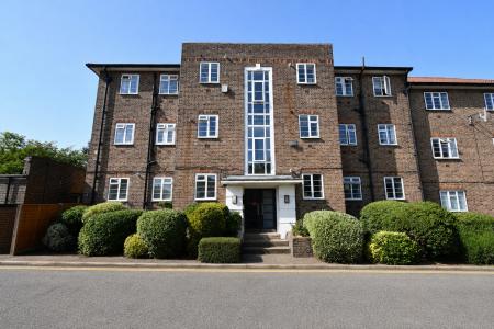 Media image 08