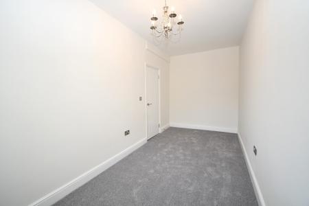 Media image 04