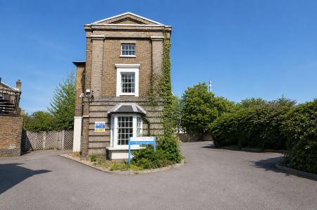 Media image 01