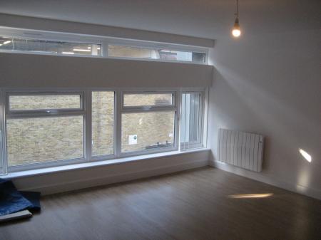 Flat 14 Colman Hse SE20 019.JPG