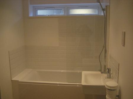 Flat 14 Colman Hse SE20 013.JPG